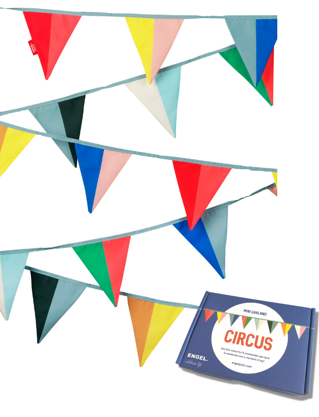 Engel. mini stoffen vlaggenlijn Circus